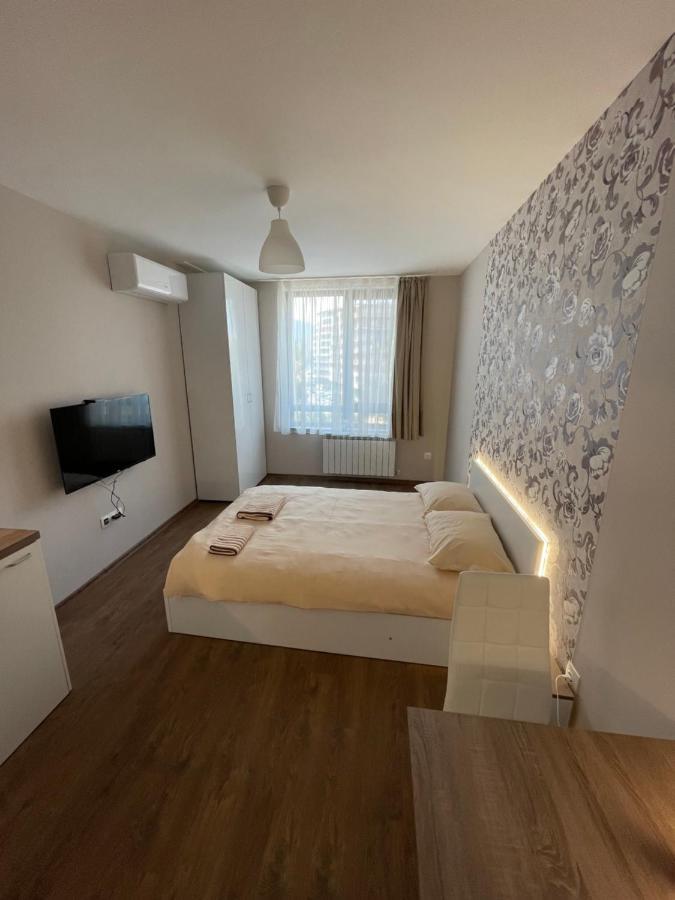 Movie Flats Apartment Sofia Exterior photo